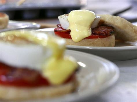 Poached Eggs On English Muffins With Helgas Hollandaise Recipe