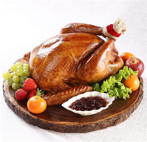 Roast Turkey With Cranberry Sauce