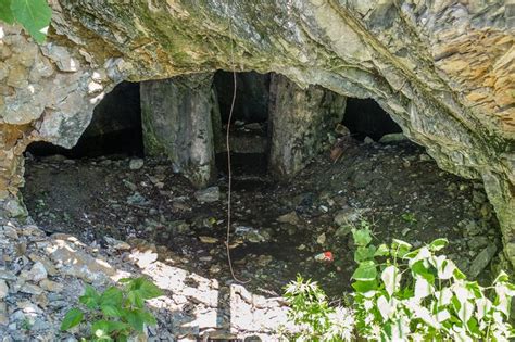 Beautiful And Hidden Caves In New Jersey