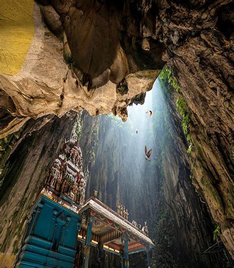 Travel Pedia Batu Caves Malaysia