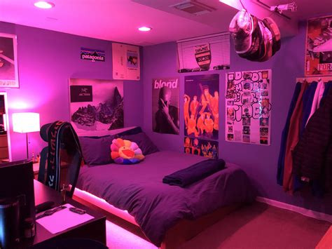 A Guy Room Room Inspiration Bedroom Hypebeast Room Neon Room