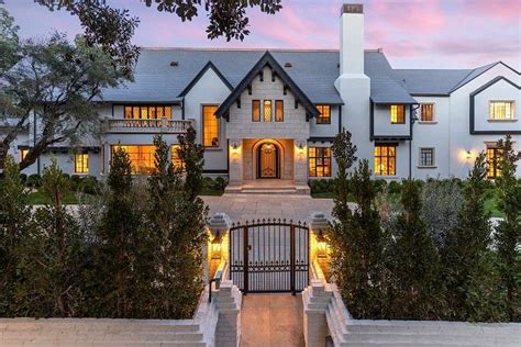 The Rexford House On Buying Beverly Hills An Elegant 20m Estate