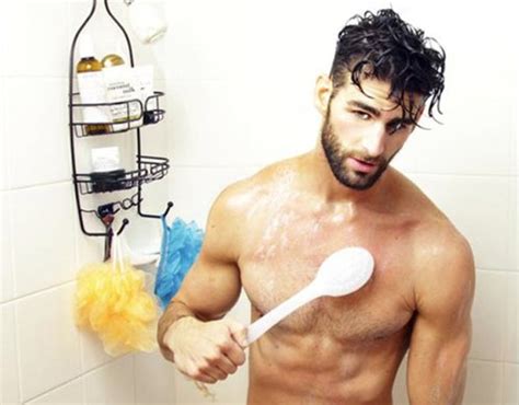 Fotos De Hombres Desnudos En La Ducha Para Una Campa A Contra El Sida