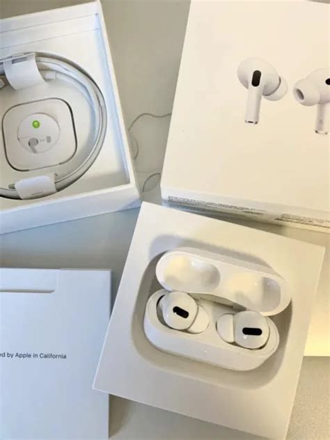 Apple Airpods Pro 1st Generation With Magsafe Wireless Charging Case