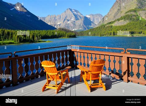 Many Glacier Hotel Glacier National Park Montana Mt Us Stock Photo Alamy