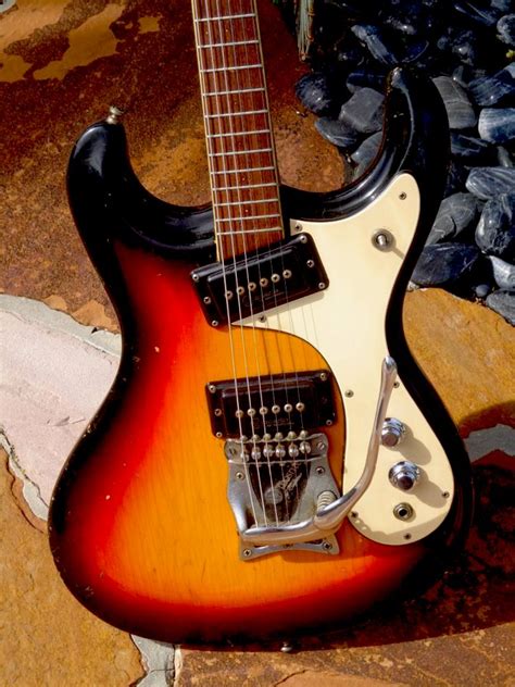 Mosrite Ventures Guitar 1964 3-Tone Burst Guitar For Sale Guitarbroker