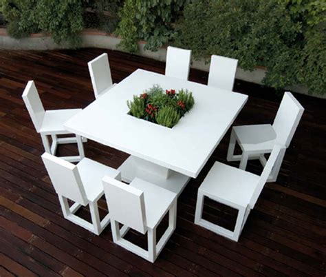 Modern Patio Furniture With Chic Treatment For Fancy House