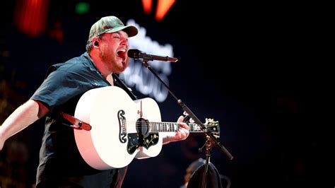 Luke Combs Opens At No 1 With Countrys Biggest Streaming Total Yet