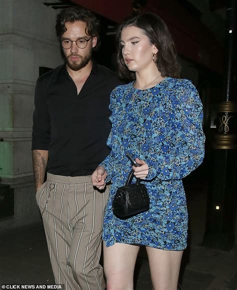 Liam Payne 26 Enjoys A Romantic Dinner Date With Model Girlfriend