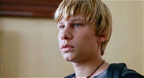 de (2003) and black sheep (2006). Picture of Robert Stadlober in Crazy - rst-crazy_06.jpg ...