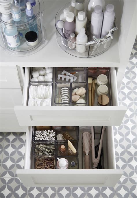 Sep 5 2019 explore sheillanancie s board badezimmer ideen followed by 284 people on pinterest. #badezimmer Diese exklusive Container Store Kollektion ist ...