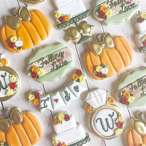 Fall themed cookies for a bridal shower 🍂🌼🍁 Bridal Shower Desserts