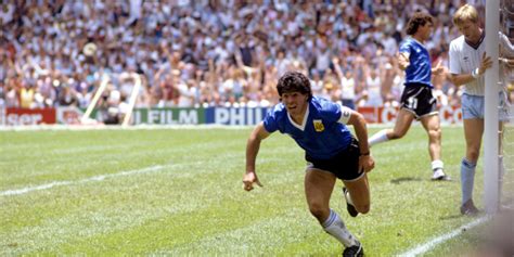 Diego Maradona Argentina V England World Cup Mexico City 1986 Images Football Posters