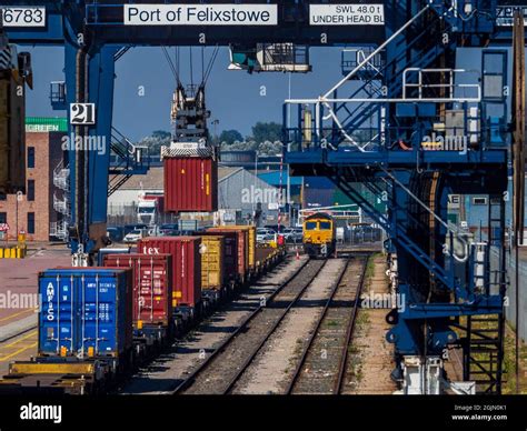 Freight Trains Being Loaded Hi Res Stock Photography And Images Alamy