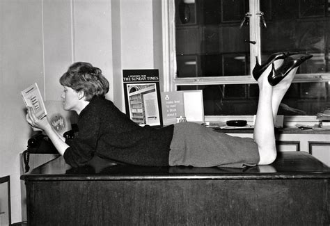 37 vintage portrait photos of sexy secretaries in the 1960s ~ vintage everyday