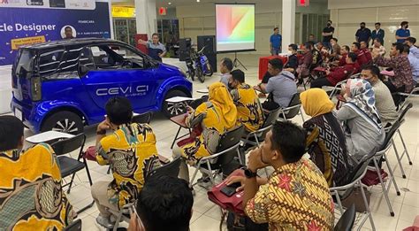 Ubaya Gelar Seminar Kendaraan Listrik Diikuti Ratusan Smk Se Indonesia