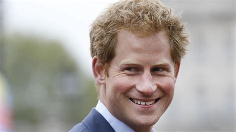 Prince harry is a member of the british royal family and is married to meghan markle. Mino del día: Príncipe Harry