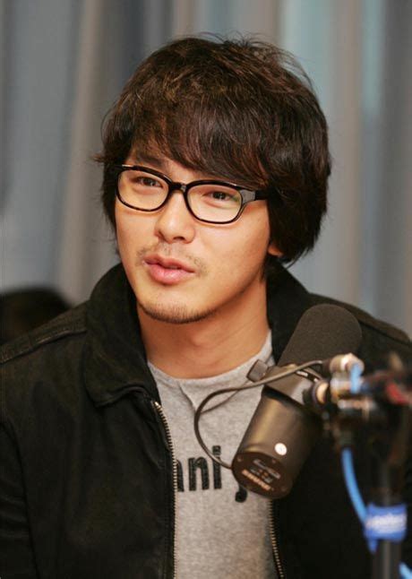 못 노는 애들), which won the bronze prize at the. Park Yong Ha