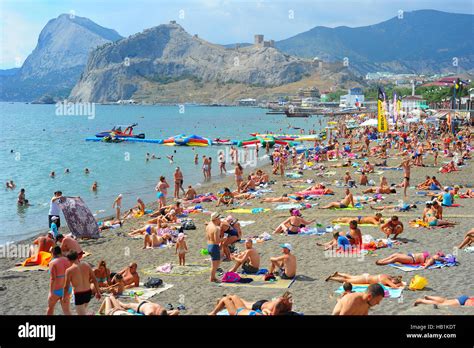 Crimea Beach Hi Res Stock Photography And Images Alamy