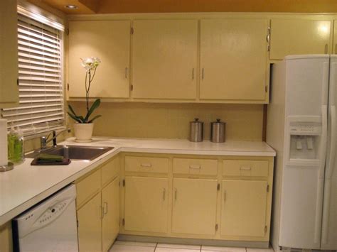 Slab panel honey oak cabinet hardware idea honey oak cabinets. Flat Kitchen Cabinet Doors Makeover Ideas — Schmidt ...