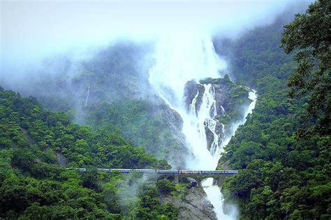 Incredible Goa Visit To Dudhsagar Falls Waterfall India Tour Scenic