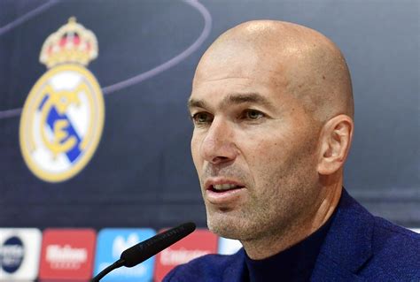 Что нужно знать о зидане: Zinedine Zidane Resigns From Real Madrid 5 Days After Champions League Triumph