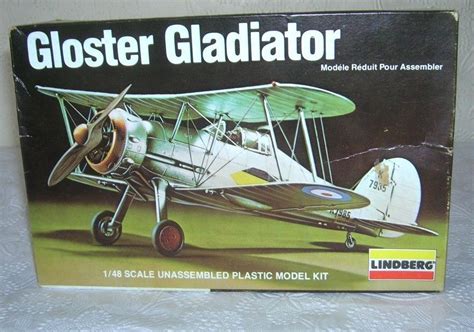 Vintage Lindberg Model Plane Kit Gloster Gladitor Dated 1982 Kit 916