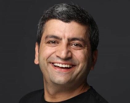 Güzel oyuncunun aşk hayatında kimin olup olmadığı henüz bilinmiyor. Ali Bahadır Bahar Kimdir? Nereli? Kaç yaşında? Evli mi ...