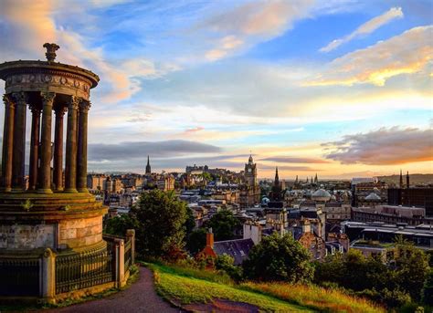 Es Gibt Einige Edinburgh Sehenswürdigkeiten Die Du Auf Keinen Fall