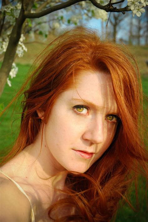 beautiful natural redhead with green eyes artist and model s page angelsfalldown… red
