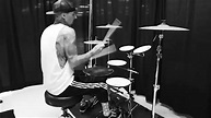 Travis Barker - Drum Skills 2018 - YouTube
