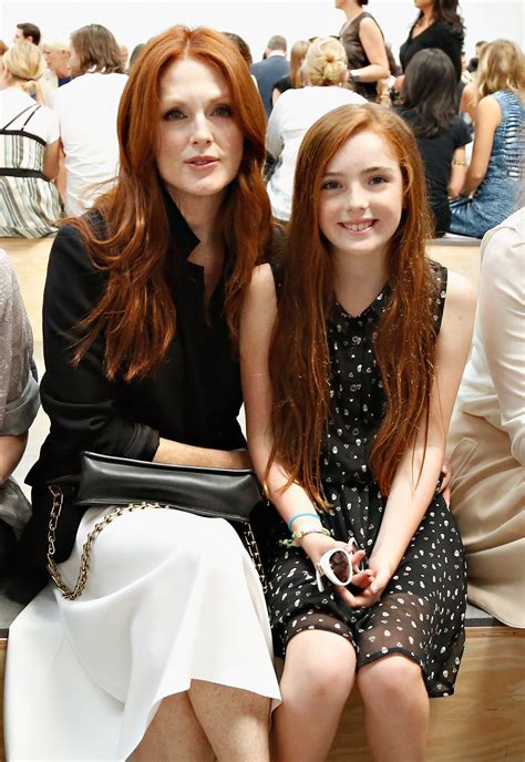 Julianne Moore Daughter Join The Front Row Celebs At Fashion Week 2013