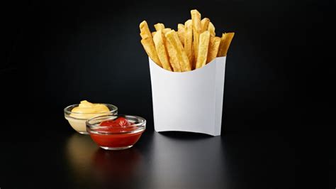 I knew that fast food isn't good for you. How fast food restaurants make their fries crispy