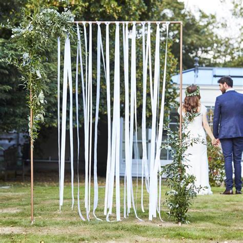 Pour the excess oil in a bowl, leaving behind 2 tbsp of oil in the wok. Backdrop witte linten Botanical Wedding (80m) Ginger Ray ...