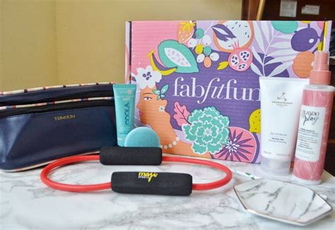 fabfitfun review summer 2018 find subscription boxes