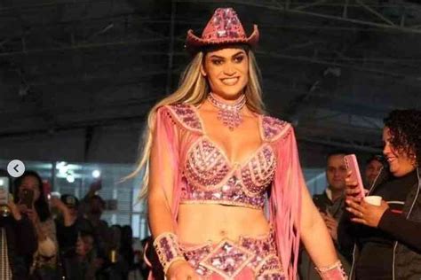 Mulher Trans é Eleita Rainha Do Rodeio No Interior De Sp Diversem