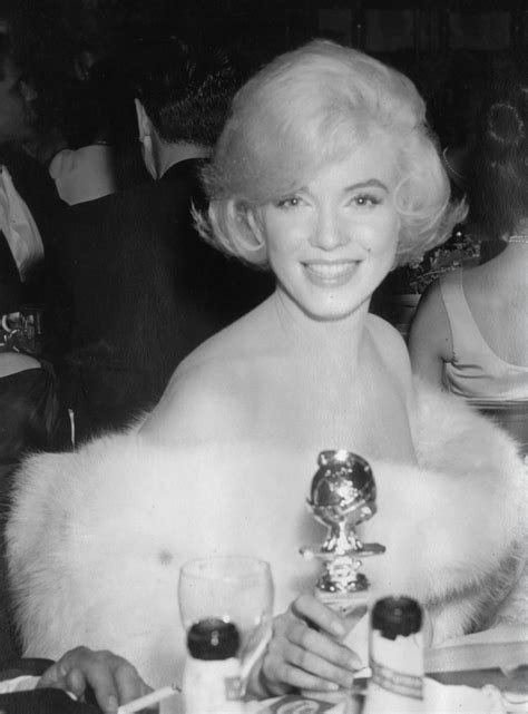 Golden Globe Moment Marilyn Is Golden Golden Globes