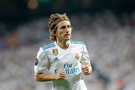 Analysis modric is seldom a major fantasy asset, but his five goals and three assists in 35 league appearances from this season are still reasonable in the context of toni kroos expertly conducting the. #modric Luka Modrić, inamovible de Real Madrid y mejor ...