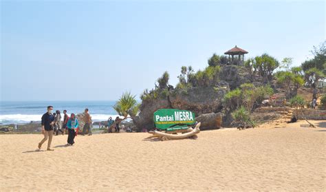 Harga Tiket Masuk Dan Lokasi Pantai Mesra Jogja Keindahan Pantai My