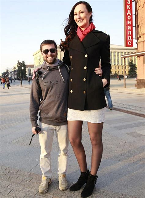 The Tallest Professional Model With The Longest Long Legs In The World Meet Yekaterina Lisina
