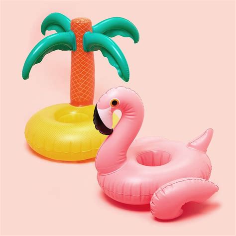 Are you someone who always has a beverage in their hand in the pool? Drink floats | Drink floaties, Tropical drink, Flamingo drink