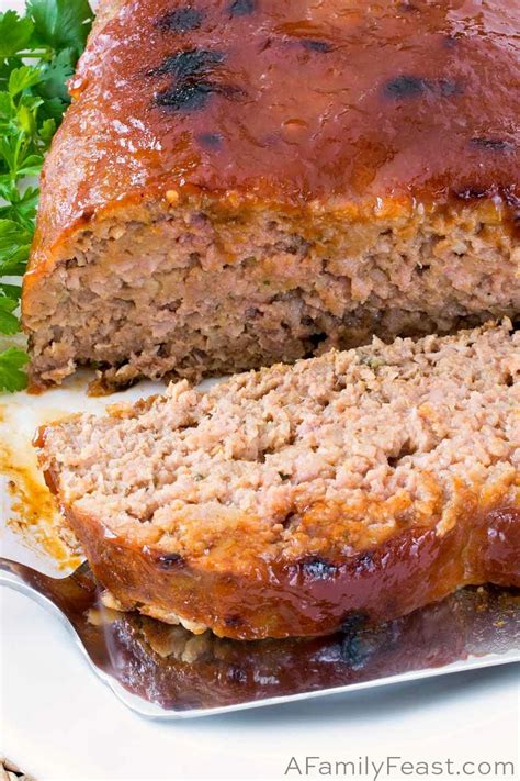 Bake a 2lb meatloaf for about 55 minutes total. A 4 Pound Meatloaf At 200 How Long Can To Cook : Ethan S ...