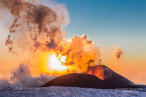 Volcano Plosky Tolbachik Kamchatka Russia 2012 360