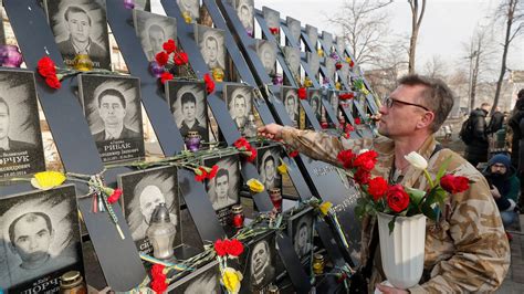 Ukraines Hopes For Justice Fade Six Years After Maidan Massacre The