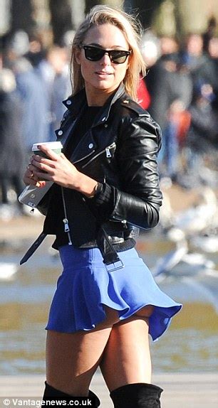 Kimberley Garner Accidentally Flashes Her Bottom As Her Skirt Blows Up While Boating With A