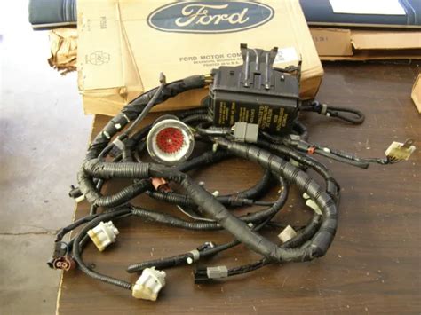 Nos Oem Ford 1992 Thunderbird Under Hood Wiring Harness Wo Abs Eur 220