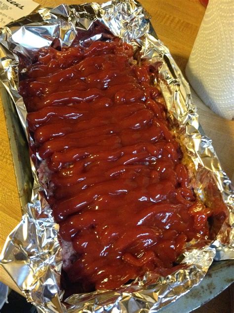 Cook the meatloaf at 375 degrees and measure the internal temperature in the thickest part of the meatloaf. How Long To Cook A Meatloaf At 400 Degrees : Easy Turkey ...