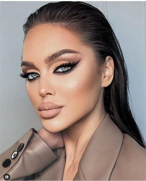 21 Easy Cat Eye Makeup Ideas The Glossychic