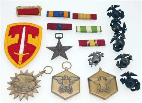 Vietnam Usmc Marine Corps Medal Collection 17 Items Included 4 Medals 6