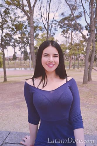 profile of sara 20 years old from bogota colombia beautiful latina women